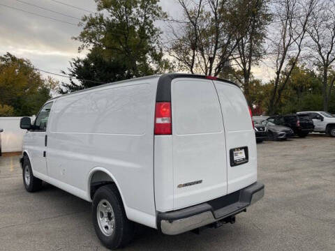 2025 Chevrolet Express 2500