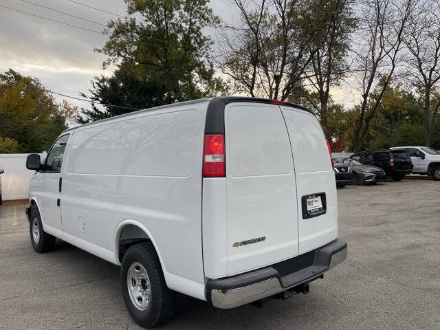 2025 Chevrolet Express 2500