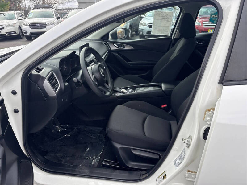 2018 Mazda MAZDA3 Sport