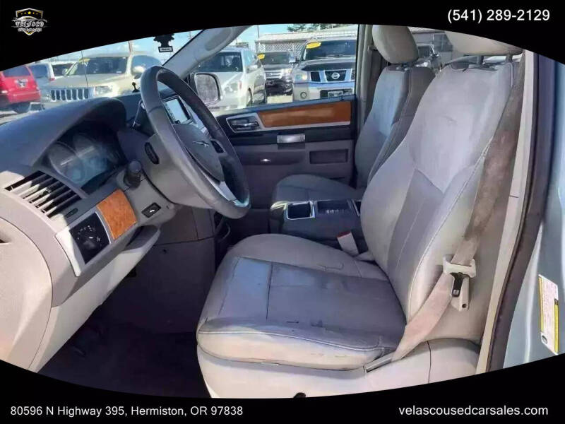 2008 Chrysler Town and Country Limited