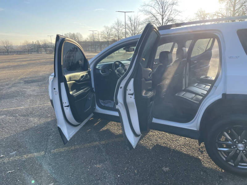 2017 GMC Acadia SLT-1