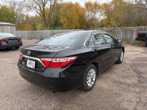 2017 Toyota Camry LE