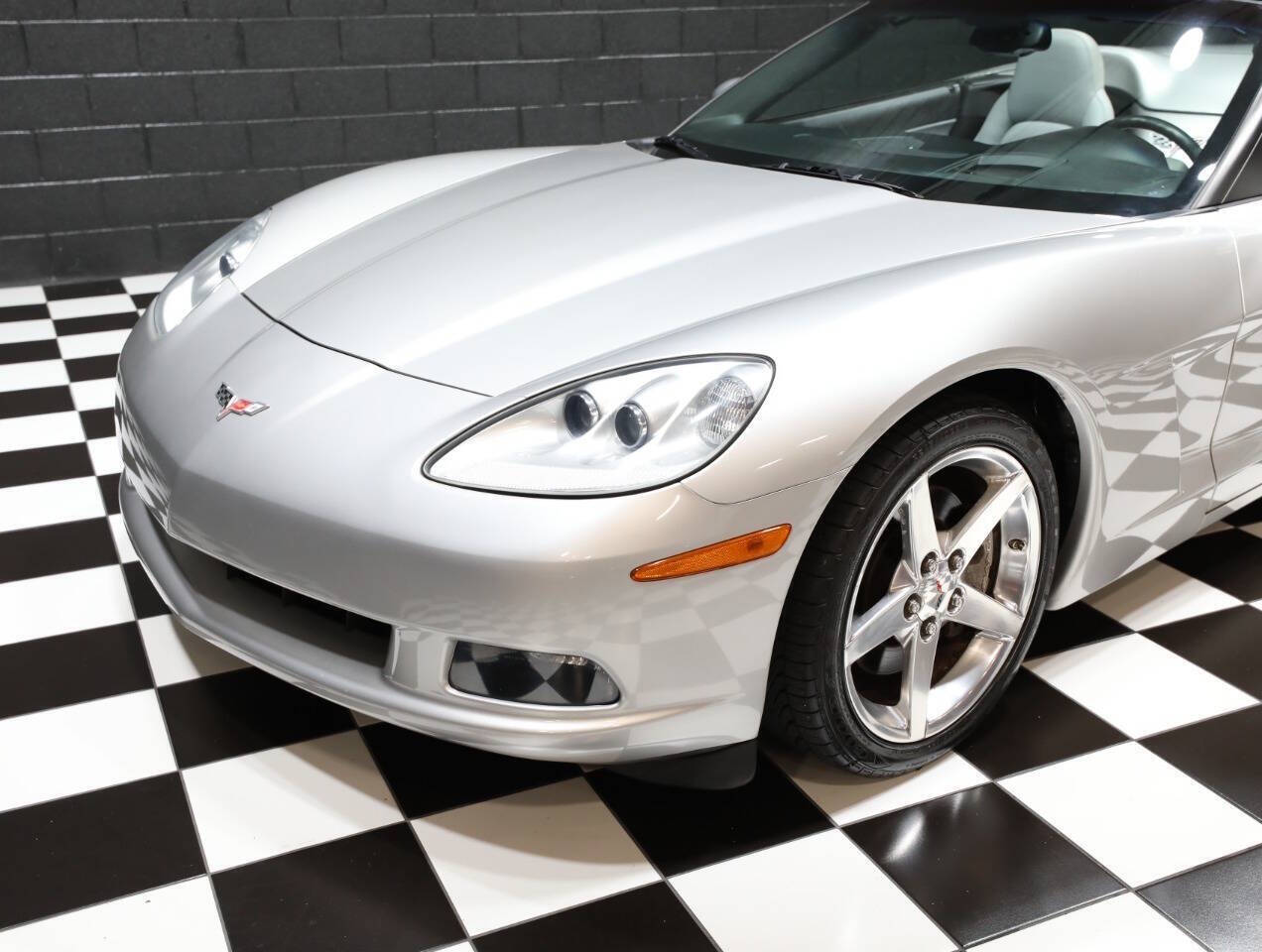 2005 Chevrolet Corvette 52