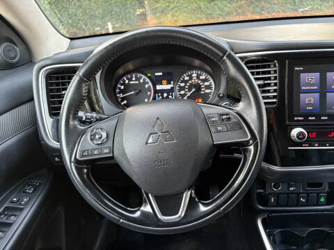 2020 Mitsubishi Outlander SEL