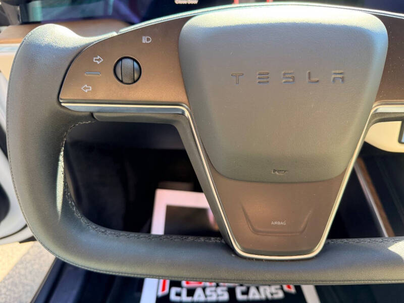 2021 Tesla Model S Plaid