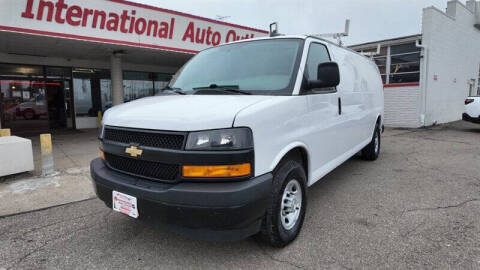 2022 Chevrolet Express 2500