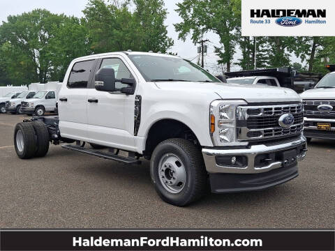 2025 Ford F-350 Super Duty XL