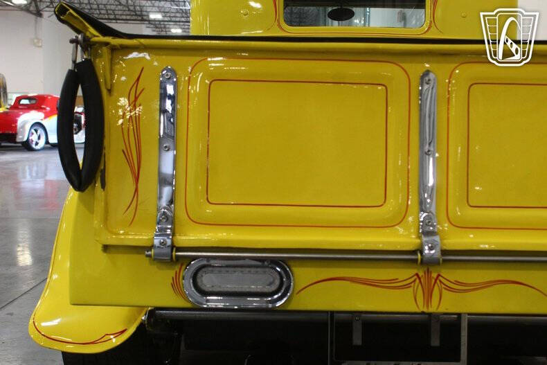 1932 Ford F-100