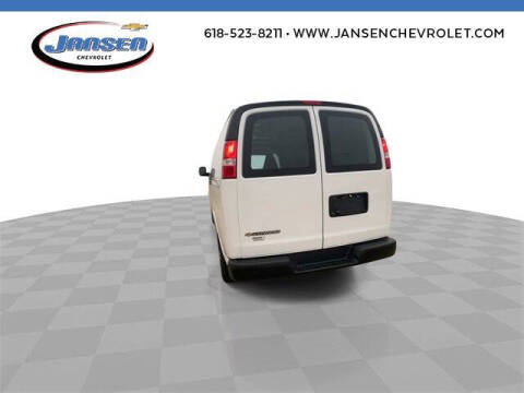 2025 Chevrolet Express 2500