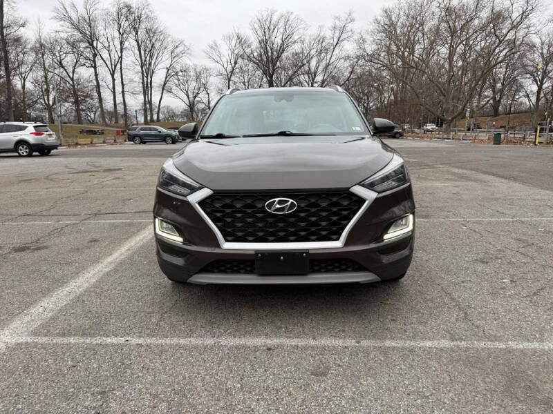 2019 Hyundai Tucson Sport photo 2