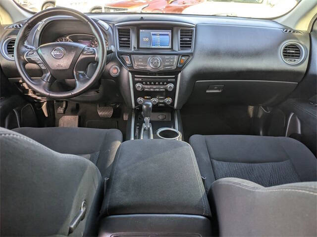 2013 Nissan Pathfinder SV