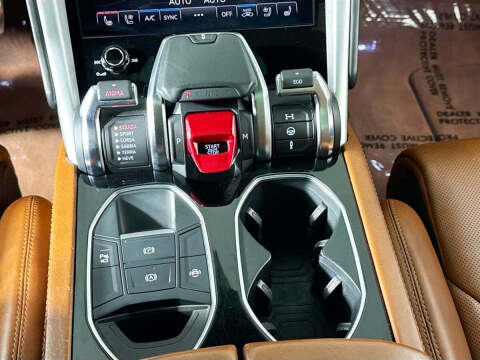 2020 Lamborghini Urus