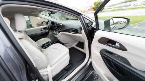 2021 Chrysler Voyager LXi
