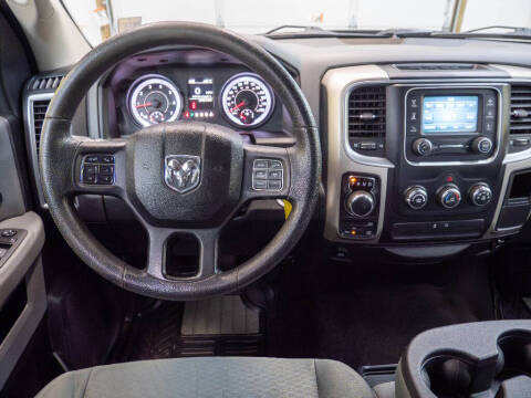 2016 RAM 1500 SLT