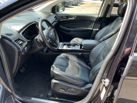 2019 Ford Edge Titanium