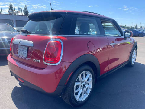 2015 MINI Hardtop 2 Door Cooper