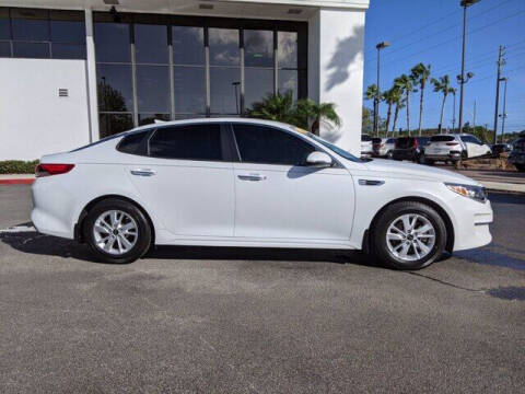 2018 Kia Optima LX