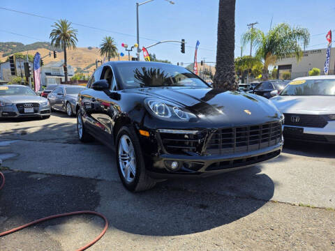 2015 Porsche Macan S