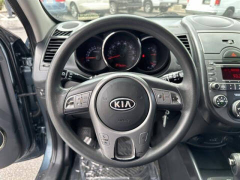 2011 Kia Soul +