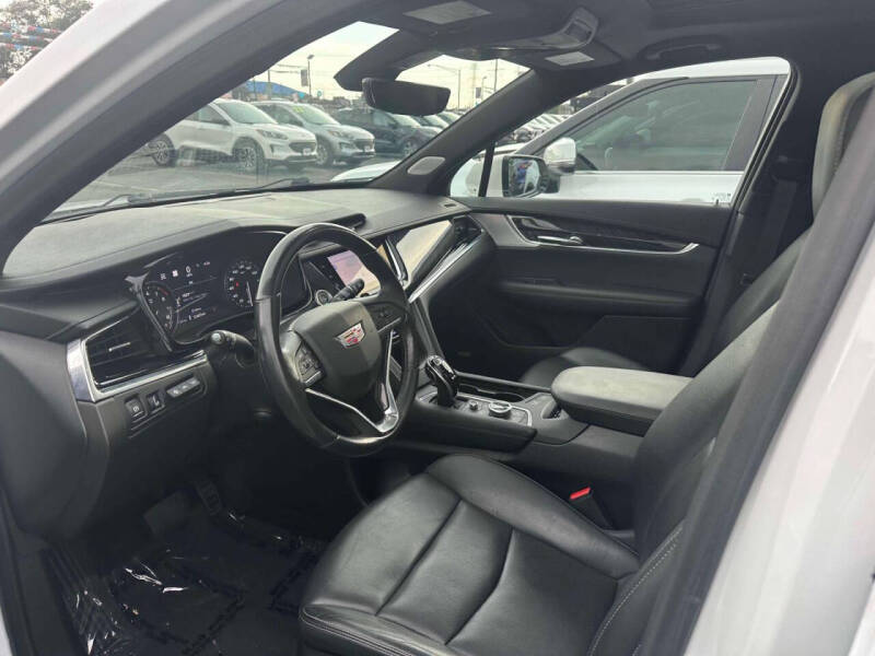 2022 Cadillac XT6 Premium Luxury