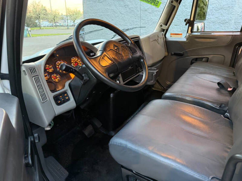 2012 International Durastar