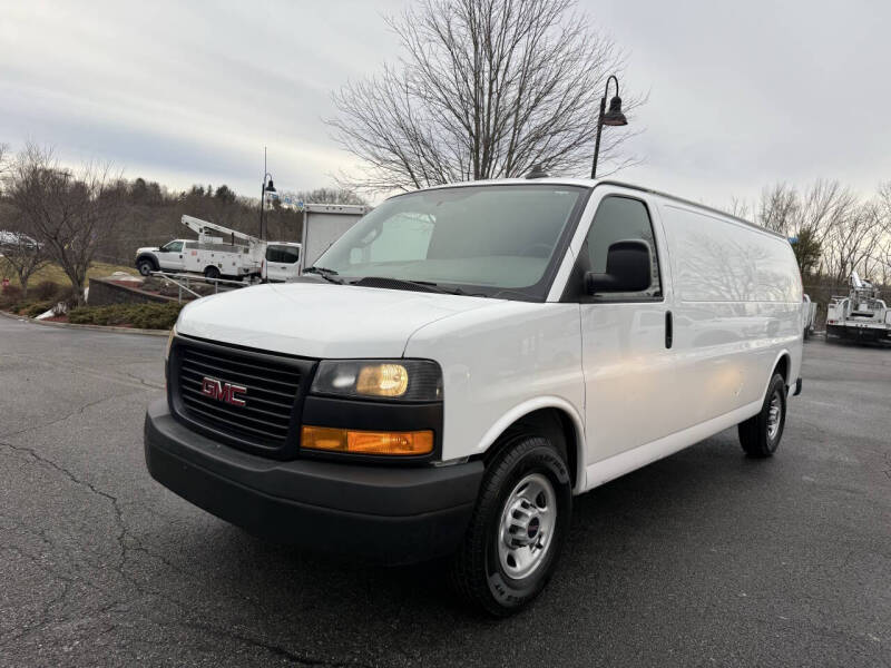 2018 GMC Savana 2500