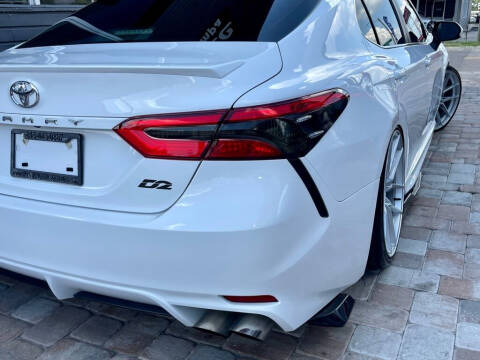 2020 Toyota Camry SE