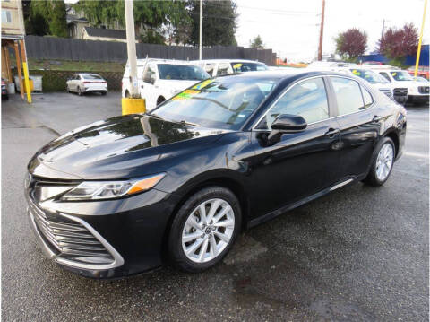 2024 Toyota Camry LE