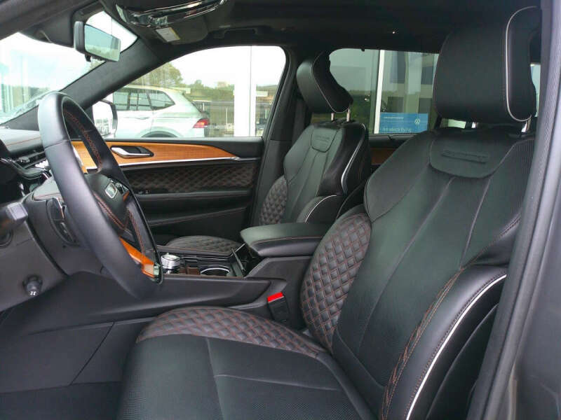 2023 Jeep Grand Cherokee L Summit Reserve