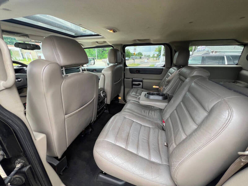 2004 HUMMER H2