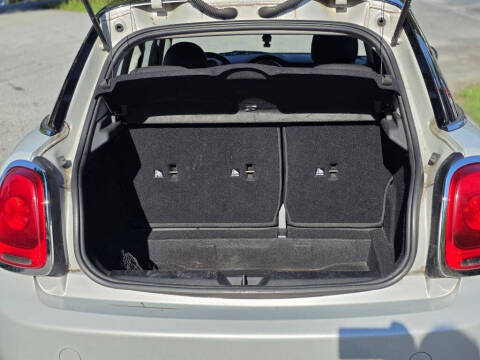 2015 MINI Hardtop 4 Door Cooper