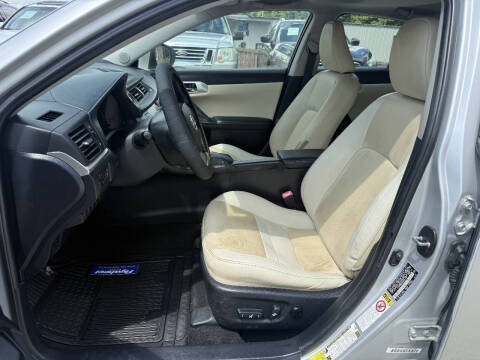 2011 Lexus CT 200h Premium