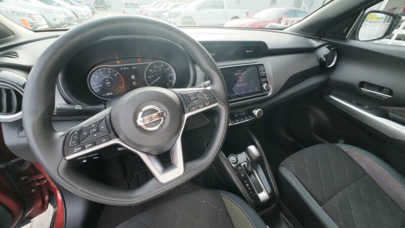 2019 Nissan Kicks SV