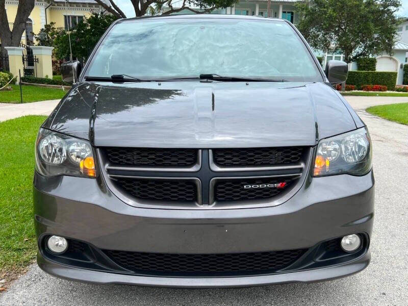 2016 Dodge Grand Caravan for sale at B2 AUTO SALES in Pompano Beach, FL