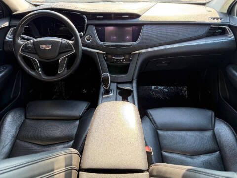 2017 Cadillac XT5 Premium Luxury