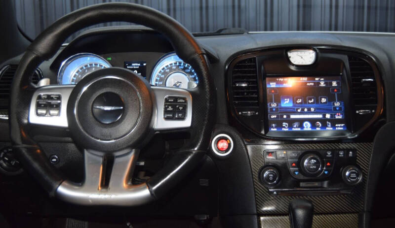 2013 Chrysler 300 SRT8