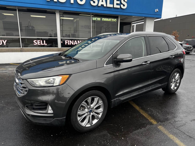 2019 Ford Edge Titanium's photo