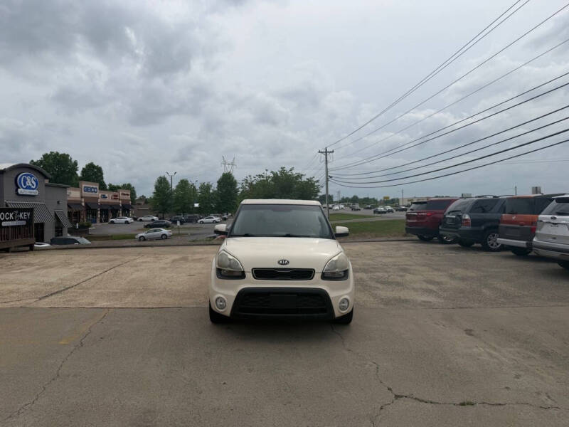 2013 Kia Soul +