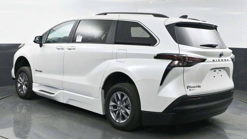 2025 Toyota Sienna