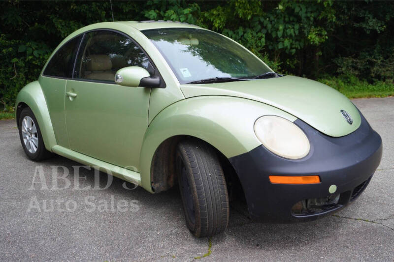 2008 Volkswagen New Beetle S
