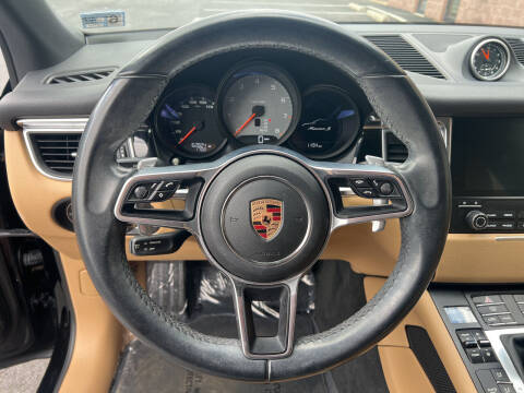 2017 Porsche Macan S