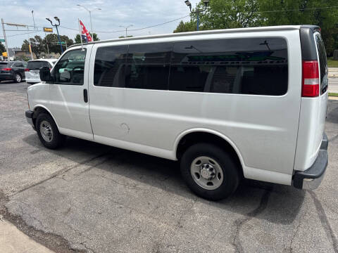 2017 Chevrolet Express LS 2500