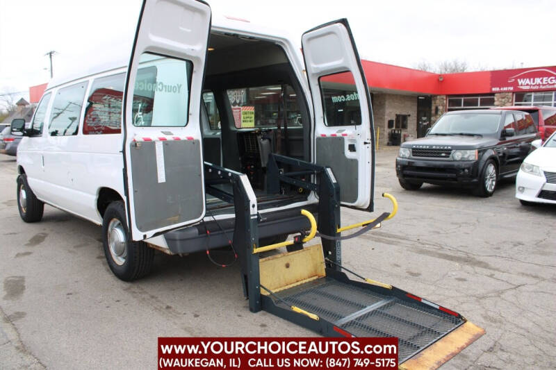 2006 Ford E-Series for sale at Your Choice Autos - Waukegan in Waukegan IL