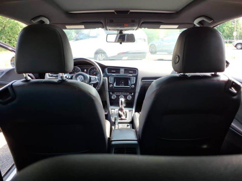 2015 Volkswagen Golf GTI SE