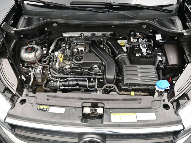 2022 Volkswagen Taos SE 4Motion