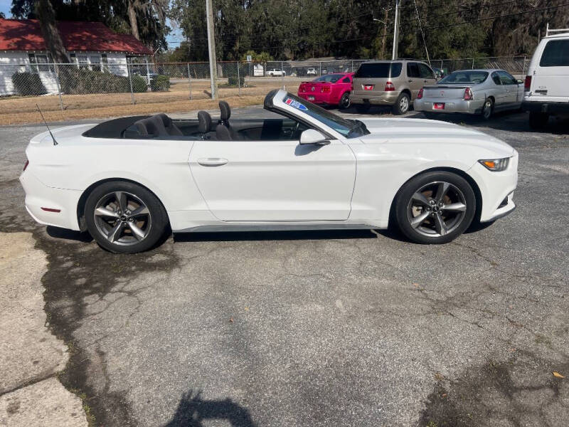 2015 Ford Mustang V6
