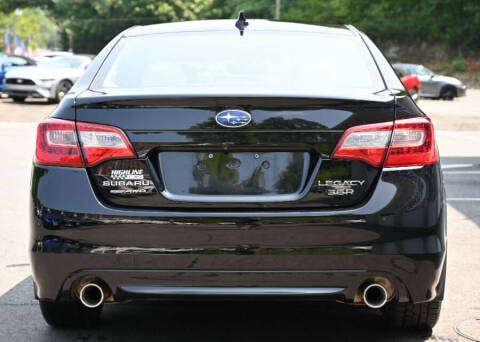 2017 Subaru Legacy 3.6R Limited