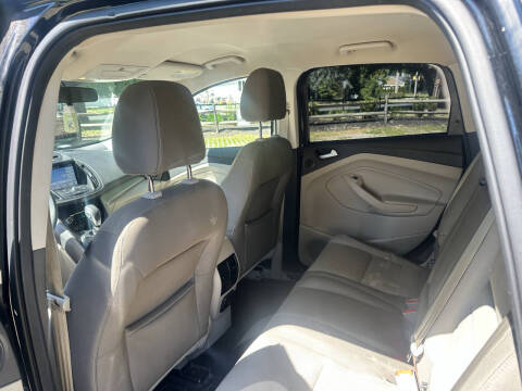 2016 Ford Escape SE