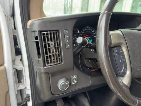 2018 Chevrolet Express 2500
