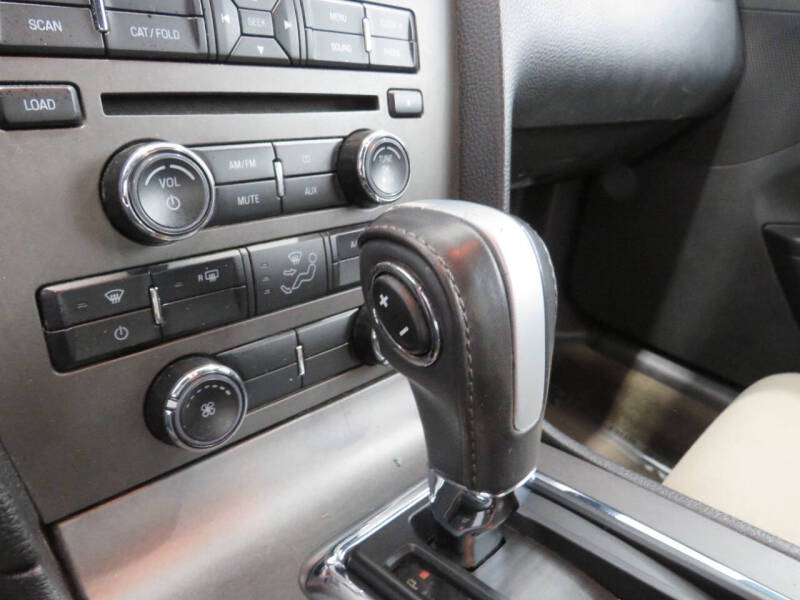 2014 Ford Mustang V6